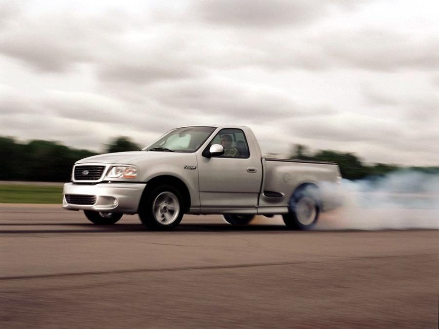  Ford SVT F-150 Lightning 1999 года  (фото 13 из 16)